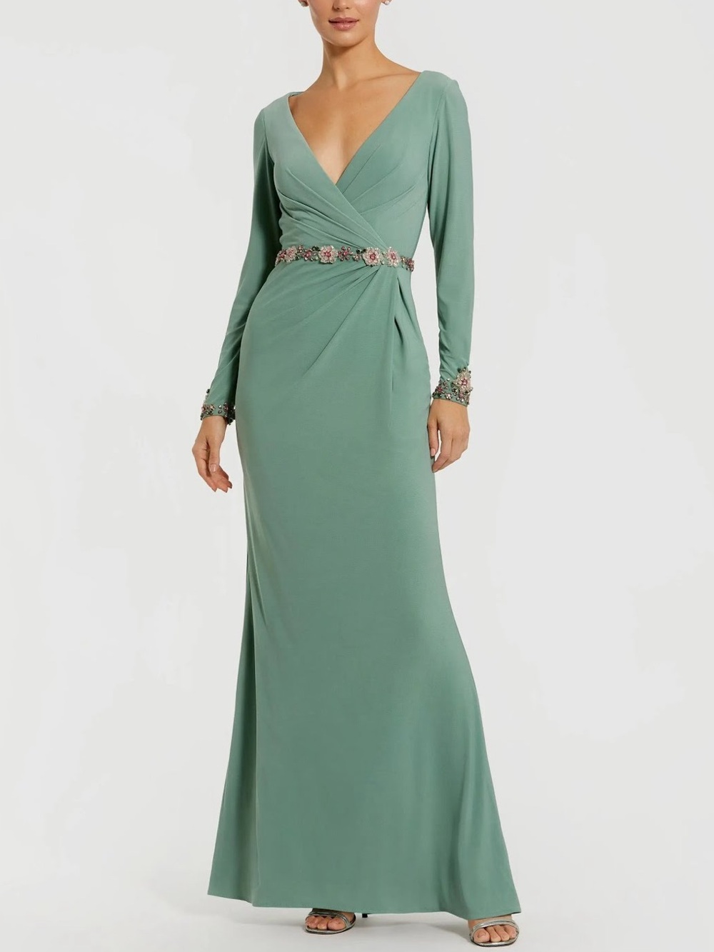 Ieena for Mac Duggal Green Long Sleeve V-neck Gown with Beaded Belt size 4 NWT
